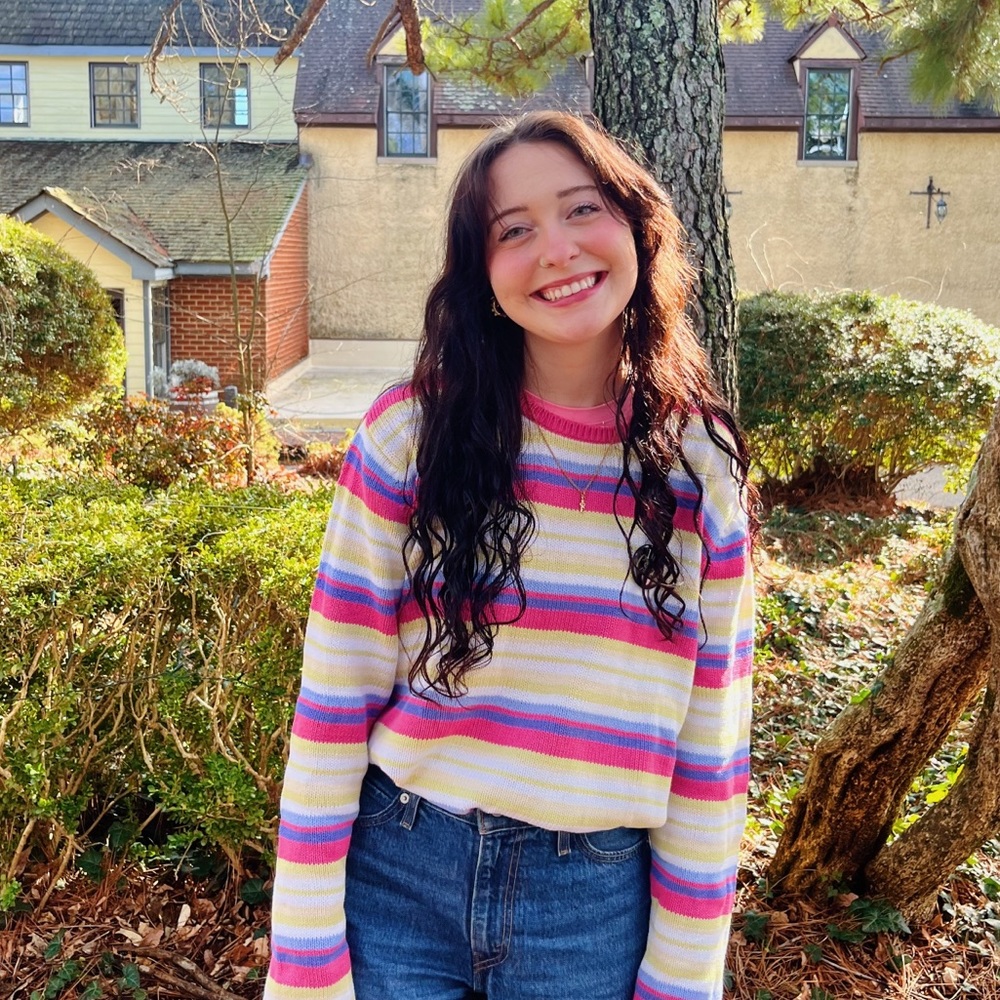 Meet your Posher, Maddie